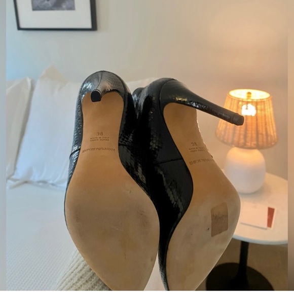 ARMANI Black Bootie Pump Heel SIZE 38 Pointed toe closed toe textured upper - Picture 6 of 13